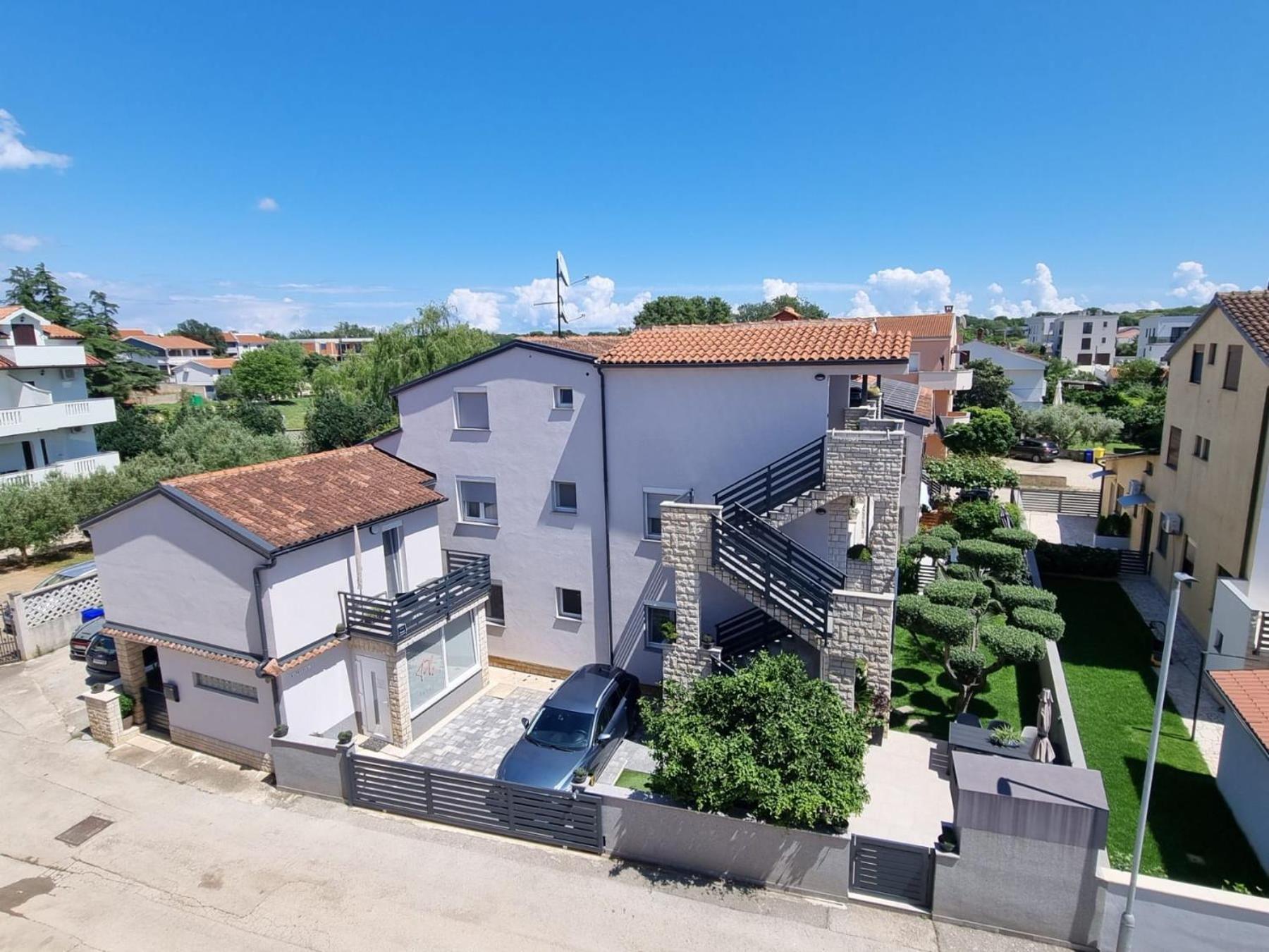 Apartment Denis Медулин Екстер'єр фото